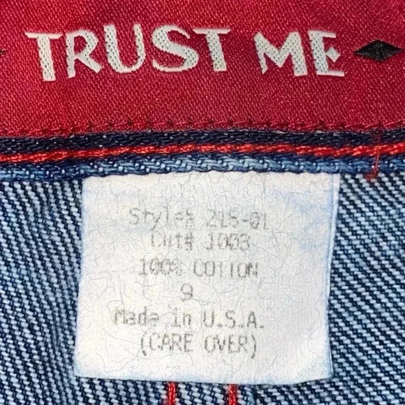 Trust Me Jean Shorts Size 9 - Picture 11 of 11